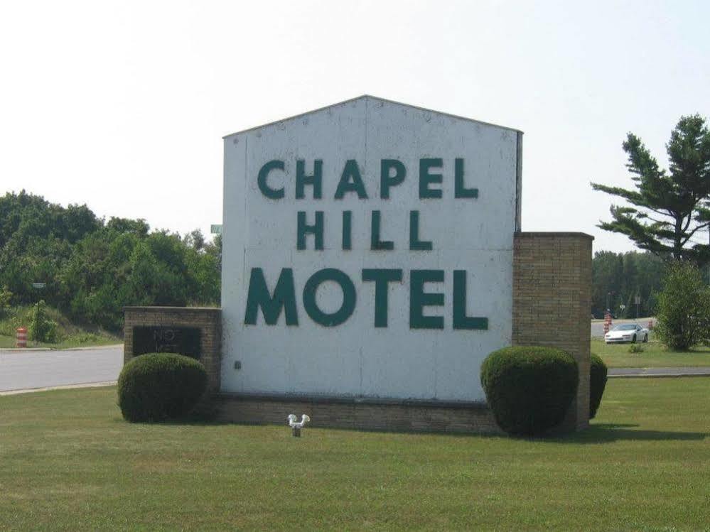 Chapel Hill Motel Brevort Экстерьер фото